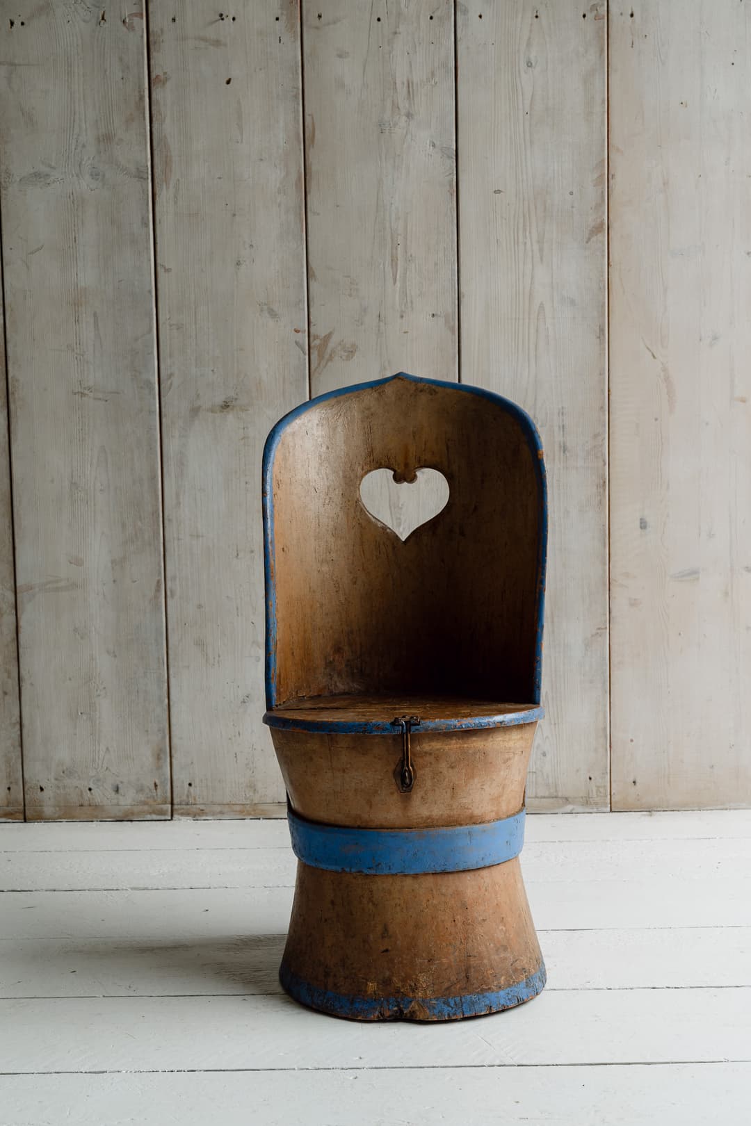 Rare Swedish Folk Art Kubbestol, Late 18th Century