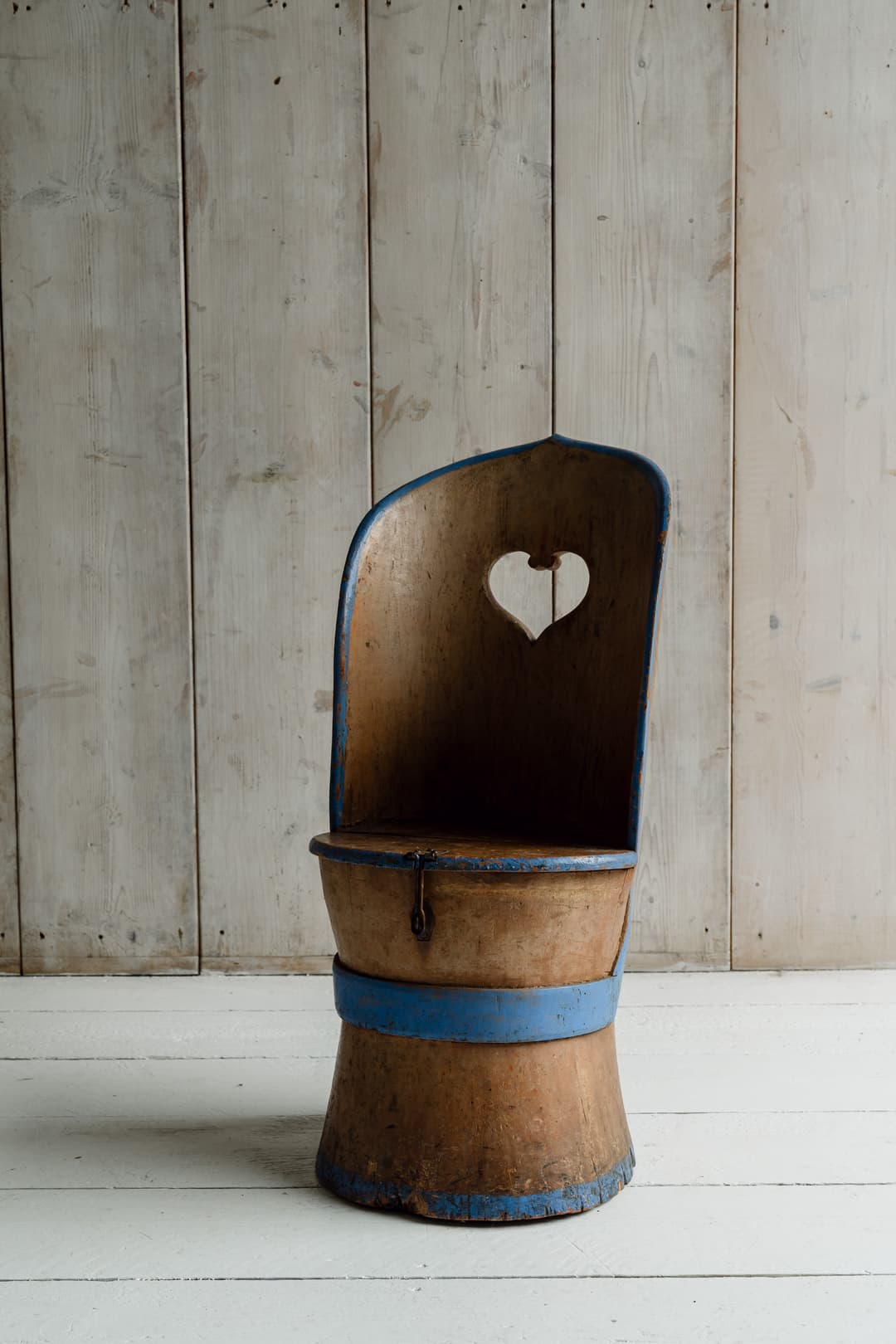 Rare Swedish Folk Art Kubbestol, Late 18th Century