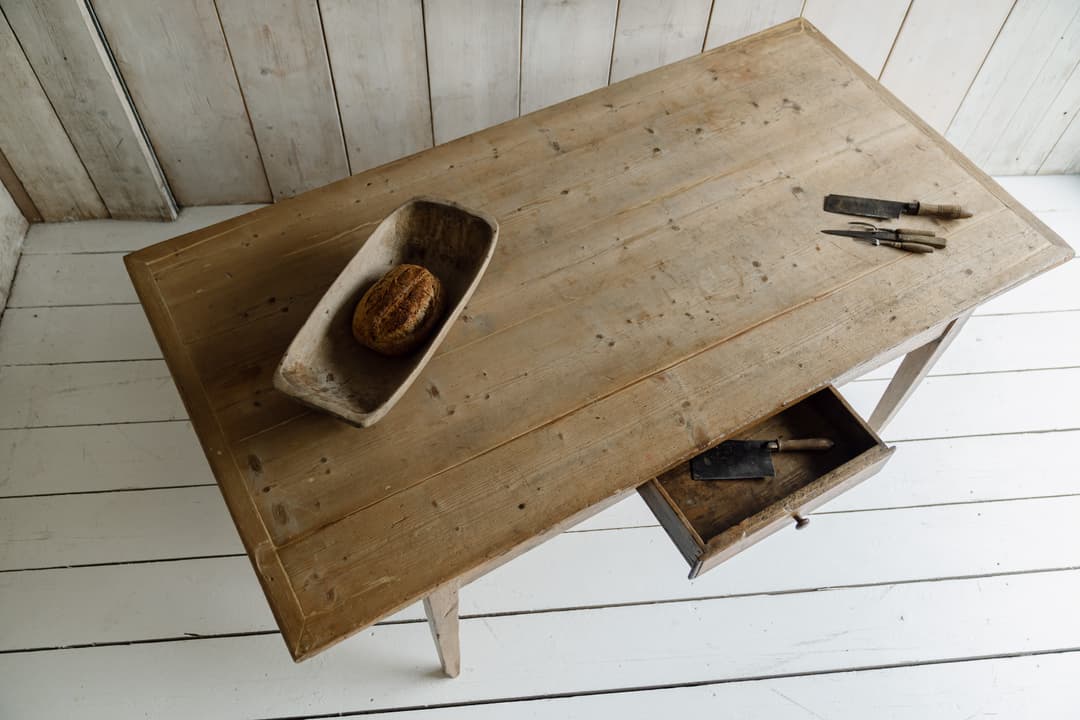 Large Italian Pine Framhouse Table, c.1880