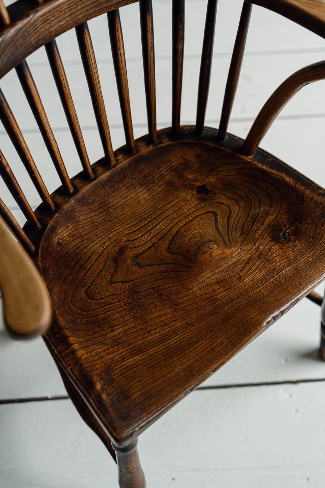 A Very Fine English Elm & Ash Windsor Armchair, c.1820-1840